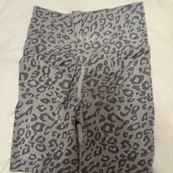 SHORTS BUNDLE - Picture 4 of 7